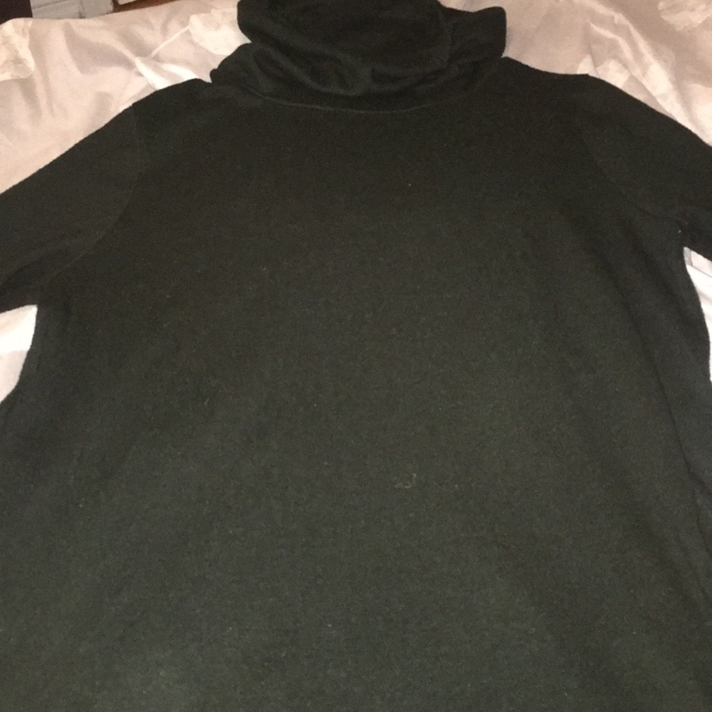 Turtle neck - Picture 2 of 2